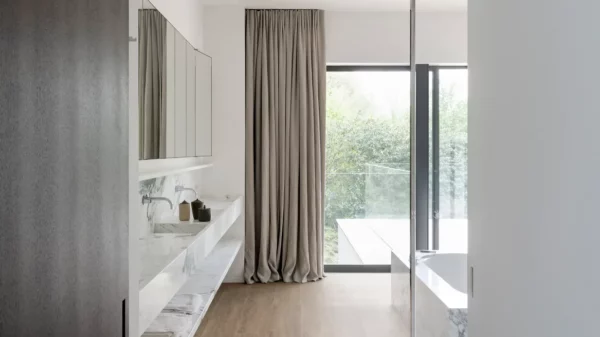 COREtec Essentials 1800 Highlands Oak 15
