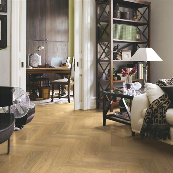 Pergo Wood Saltholm Natural Herringbone Oak Fiskbensparkett - Image 3