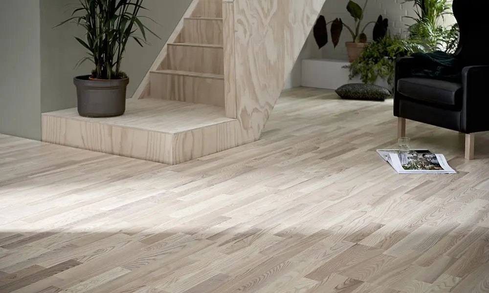 Wallmann Parkettgolv Ask 3-stav Vit Mattlack